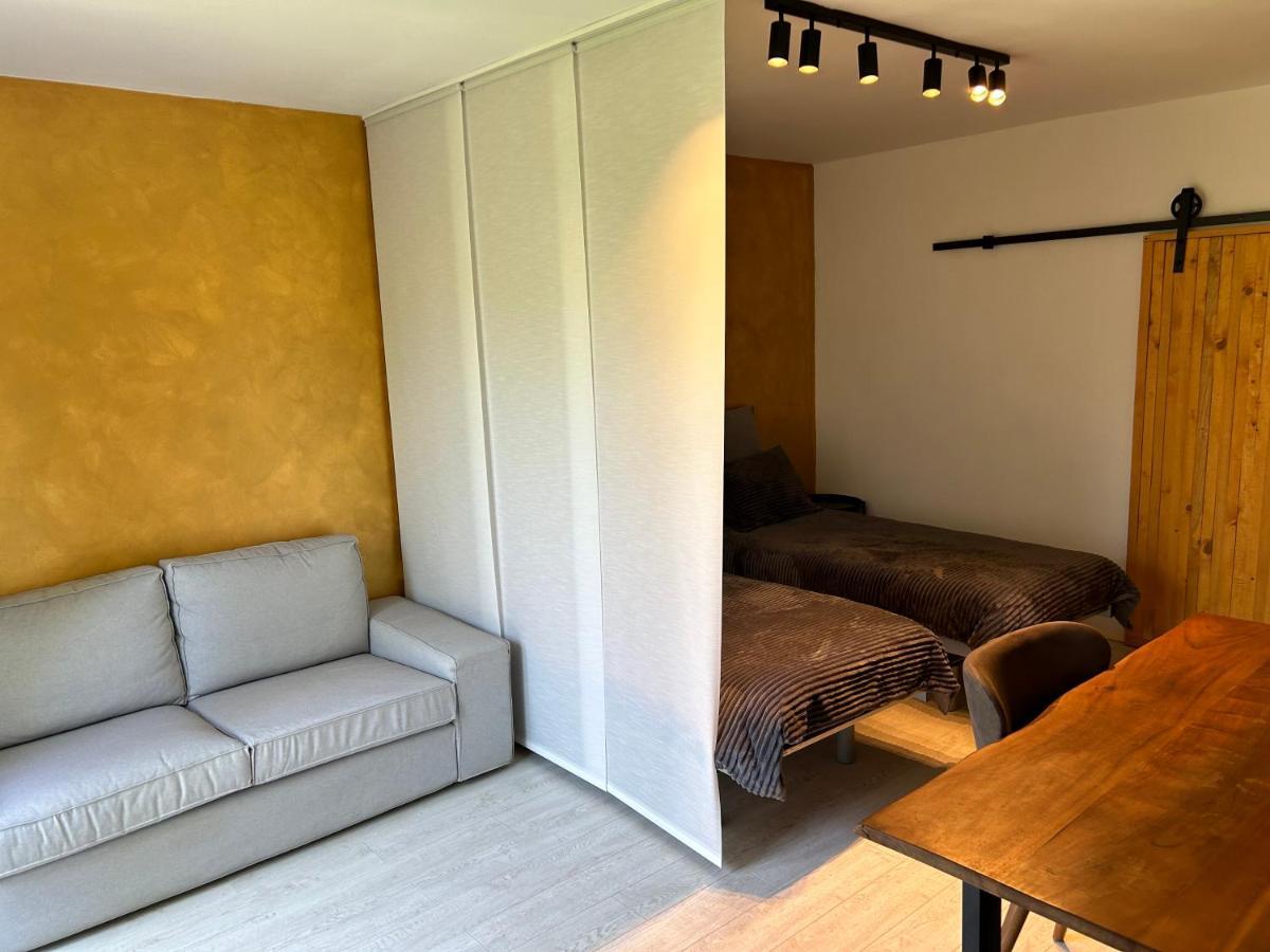 Apartment Gal Novo Mesto Esterno foto
