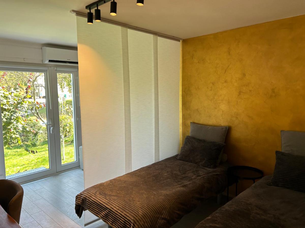 Apartment Gal Novo Mesto Esterno foto