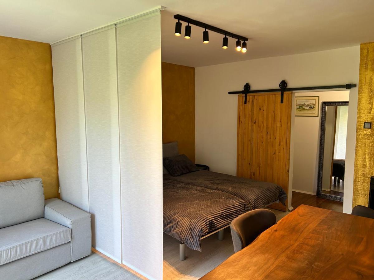 Apartment Gal Novo Mesto Esterno foto