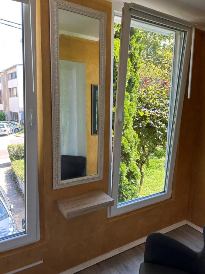 Apartment Gal Novo Mesto Esterno foto