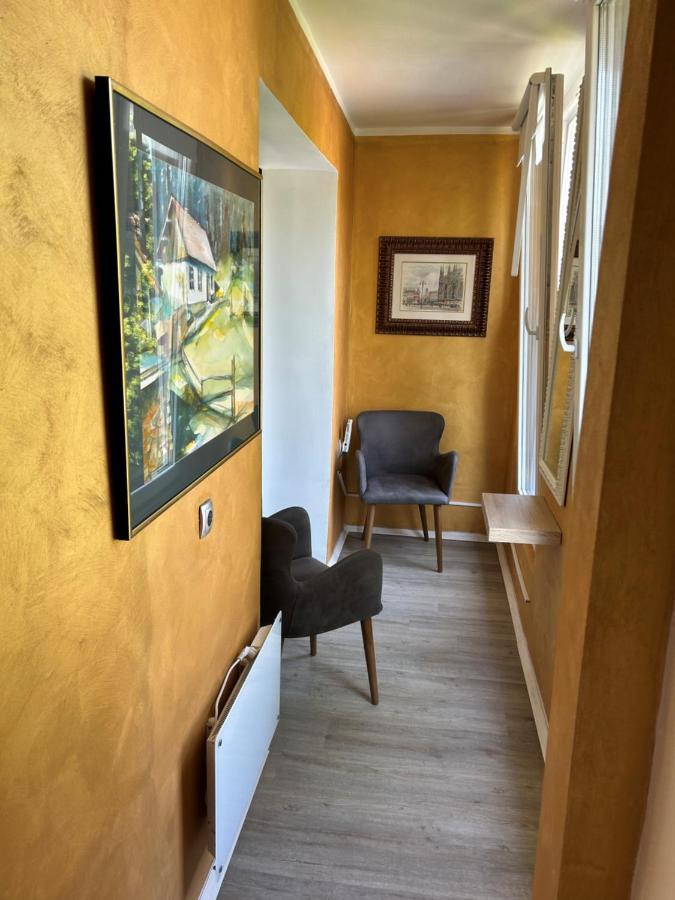 Apartment Gal Novo Mesto Esterno foto